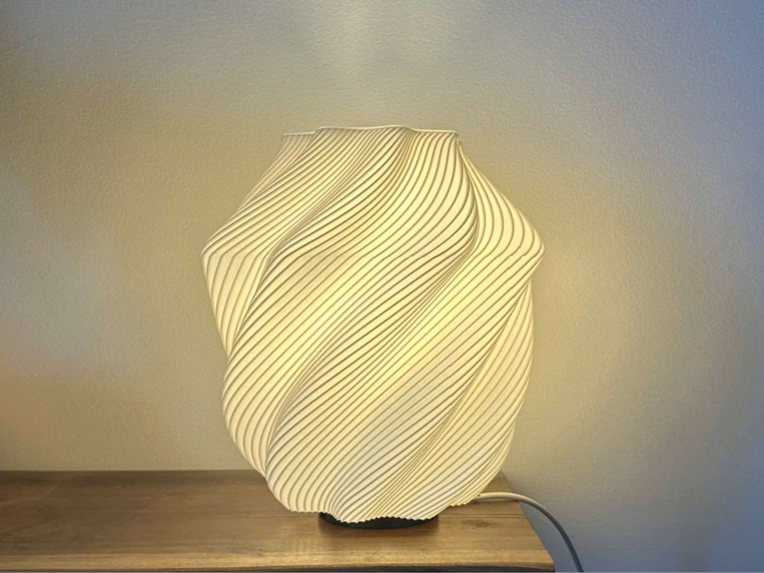 🌸 Lampe Fleur Serpentine — Lampe design 3D