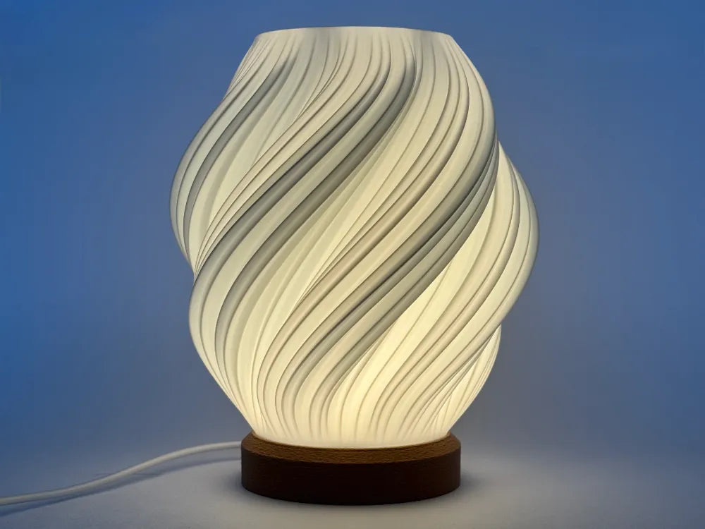 🌀 Lampe Spirale — Abat-jour torsadé design 3D