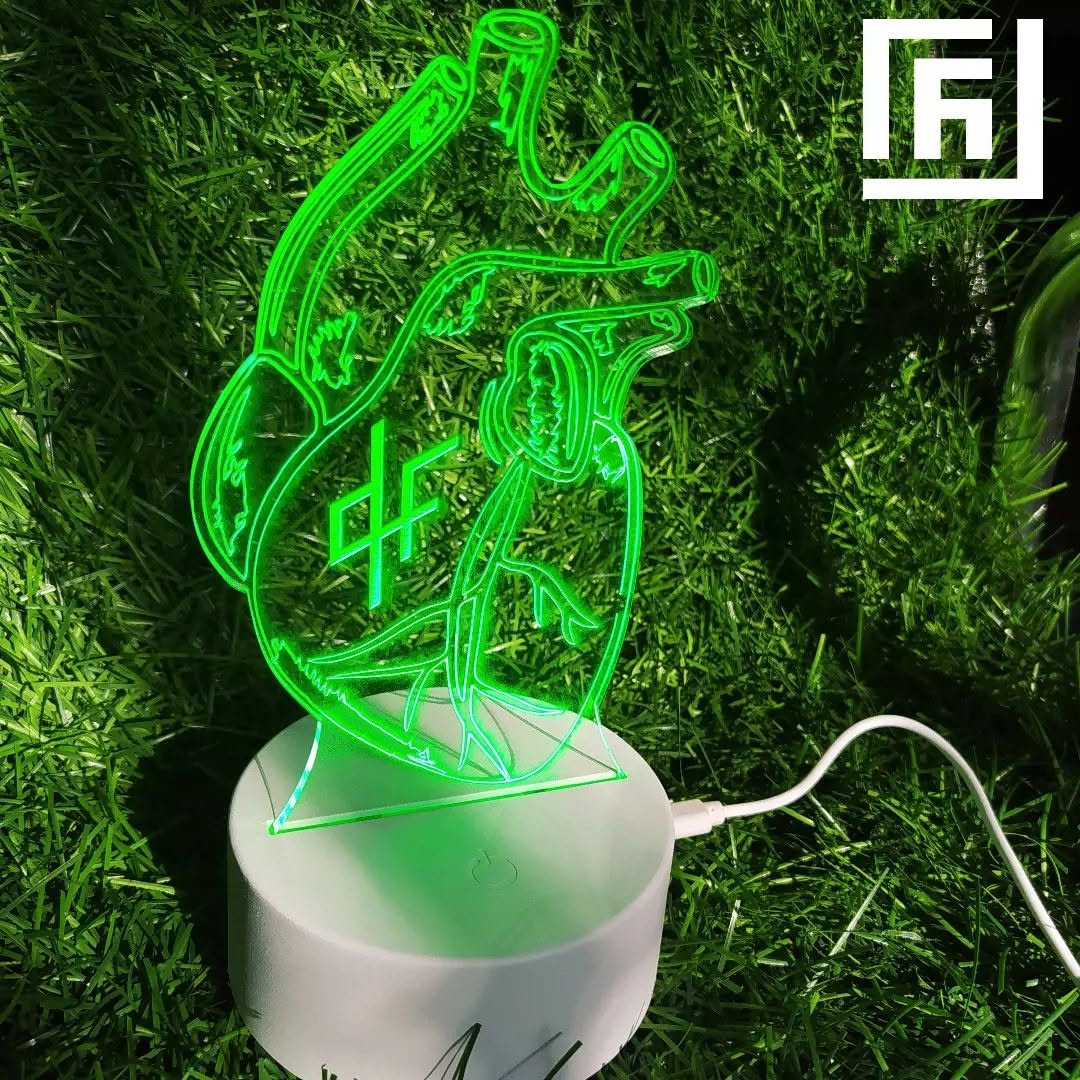 Lampe LED 3D Couple Câlin 💑 Personnalisée