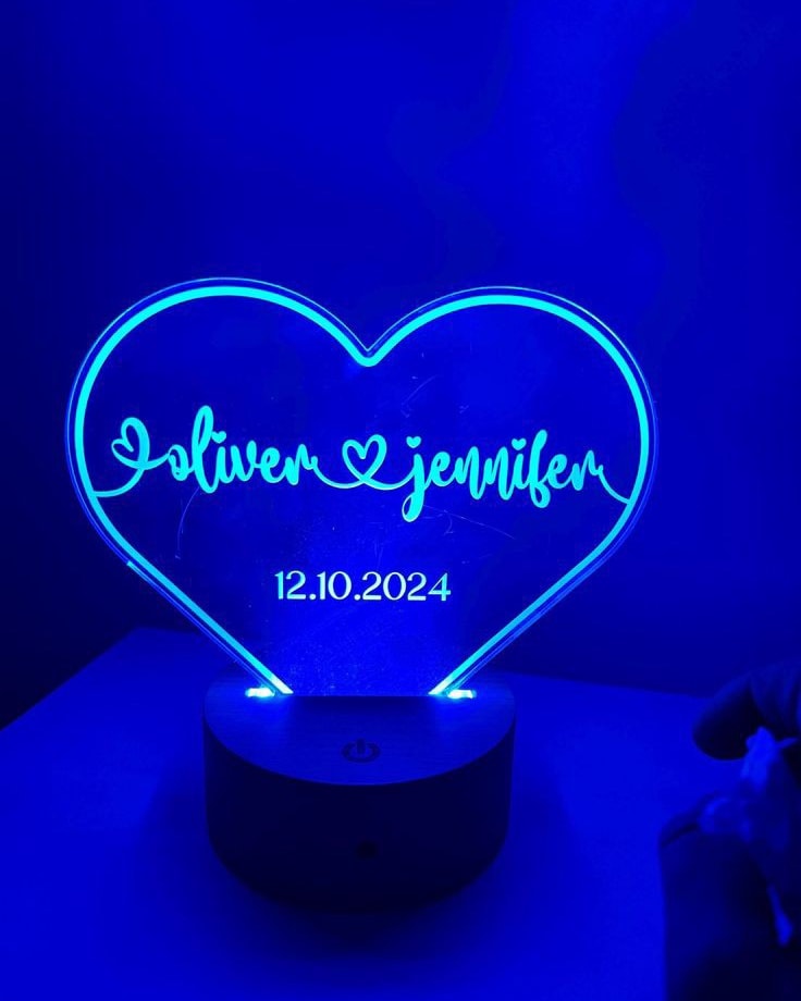 Lampe LED Saint-Valentin 💕 Cadeau couple gravé