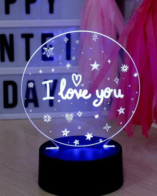 Lampe LED Saint-Valentin 💕 Cadeau couple gravé
