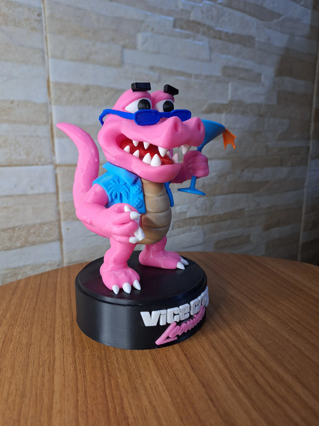 Figurine Macca GTA VI en présentation collector