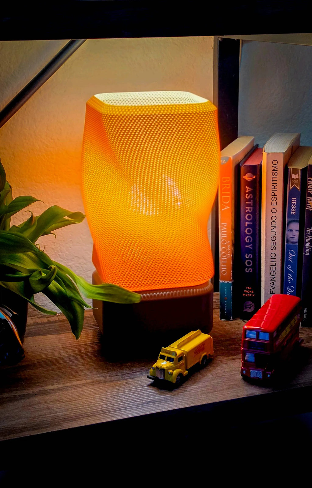 🧺 Lampe Torsadée Osier — Abat-jour texturé design 3D