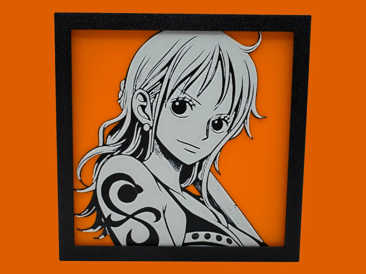 Cadre One Piece Nami, portrait avec cadre noir