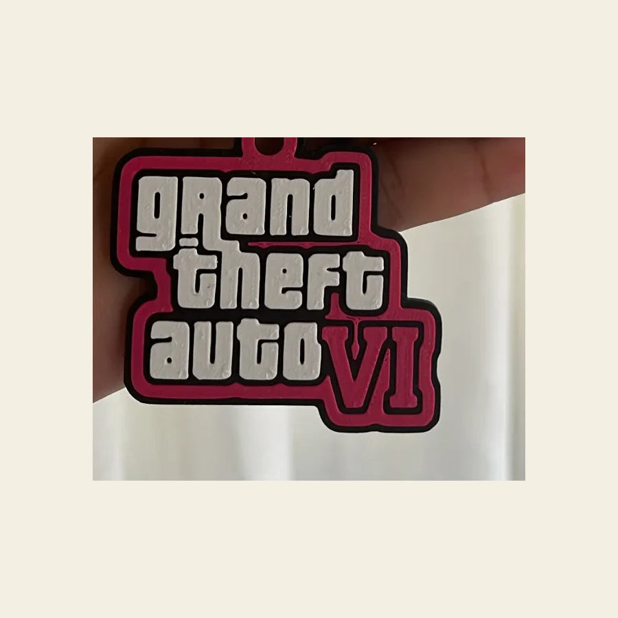Porte-clés Grand Theft Auto VI rose, photo recadrée