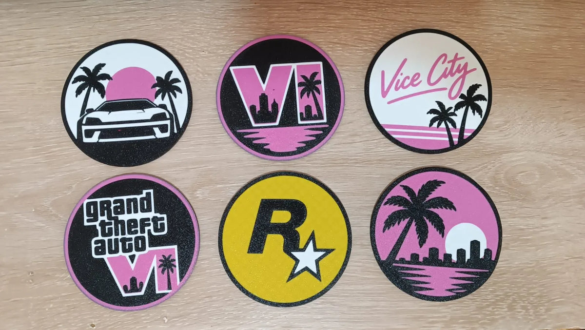 Les six dessous de verre GTA VI aux motifs Vice City et Rockstar