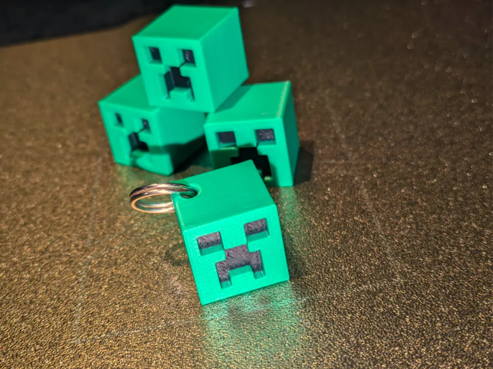 Porte-clés Creeper – Minecraft (lot de 2) 🟩